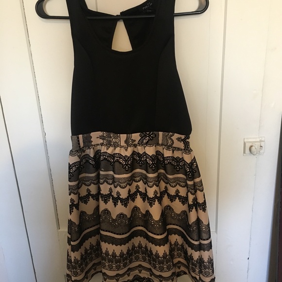 Black and cream dress - Picture 1 of 1